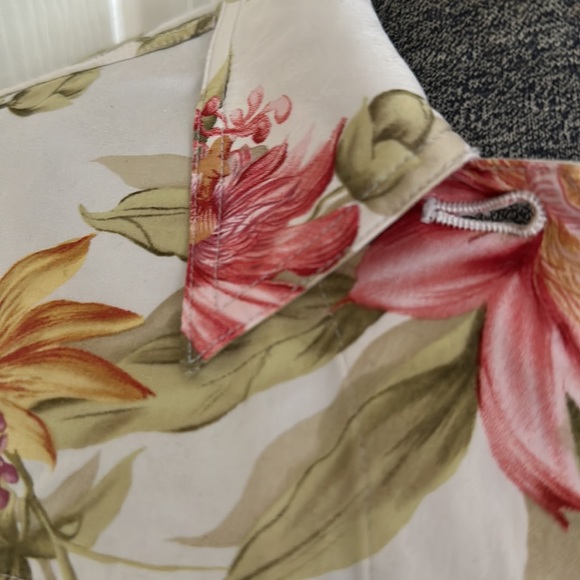 Floral Jean Jacket - Picture 3 of 6